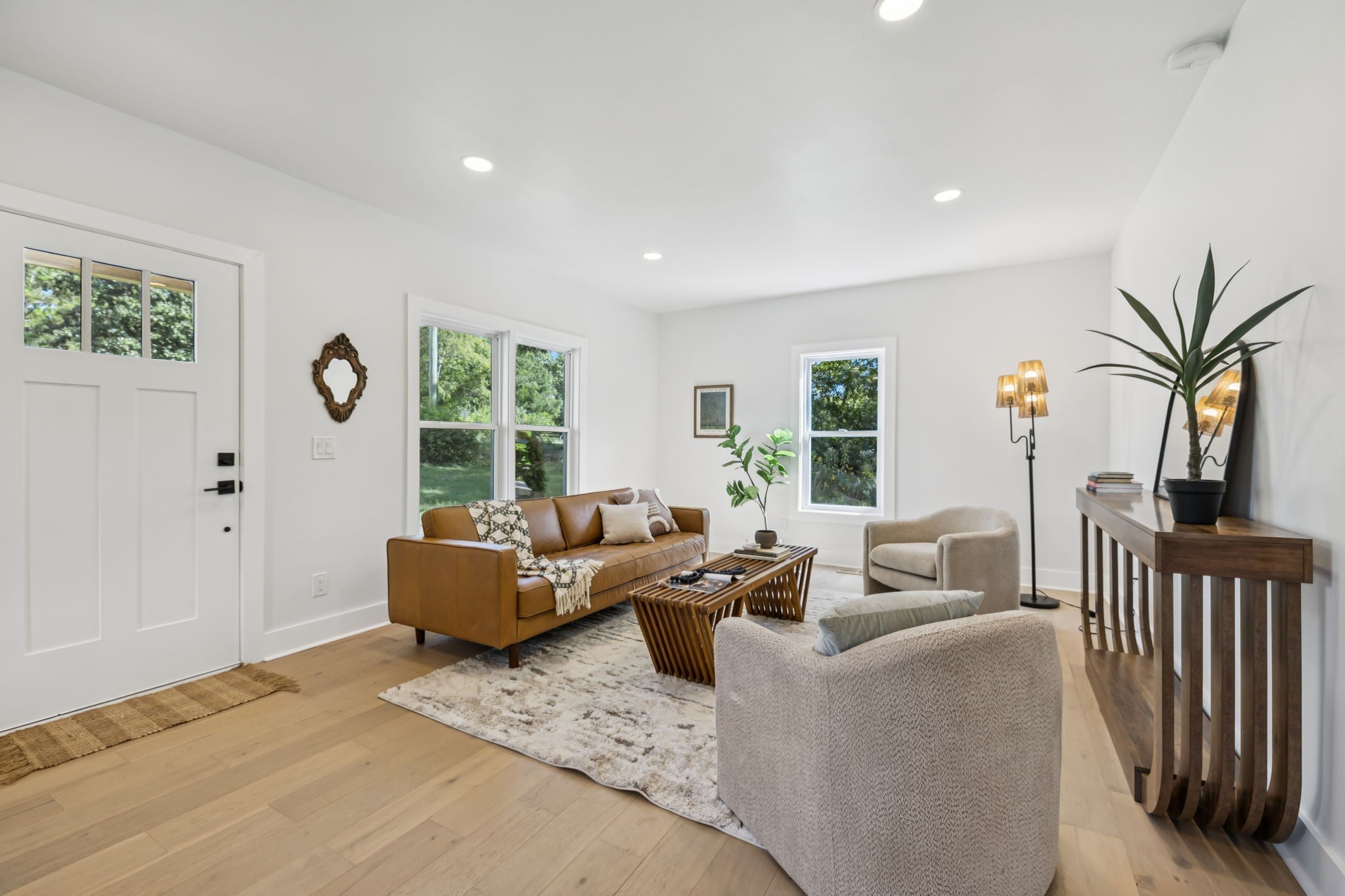 923 Currey Road Nashville, TN 37217 - Photo 7 of 39 Gallery Image 7