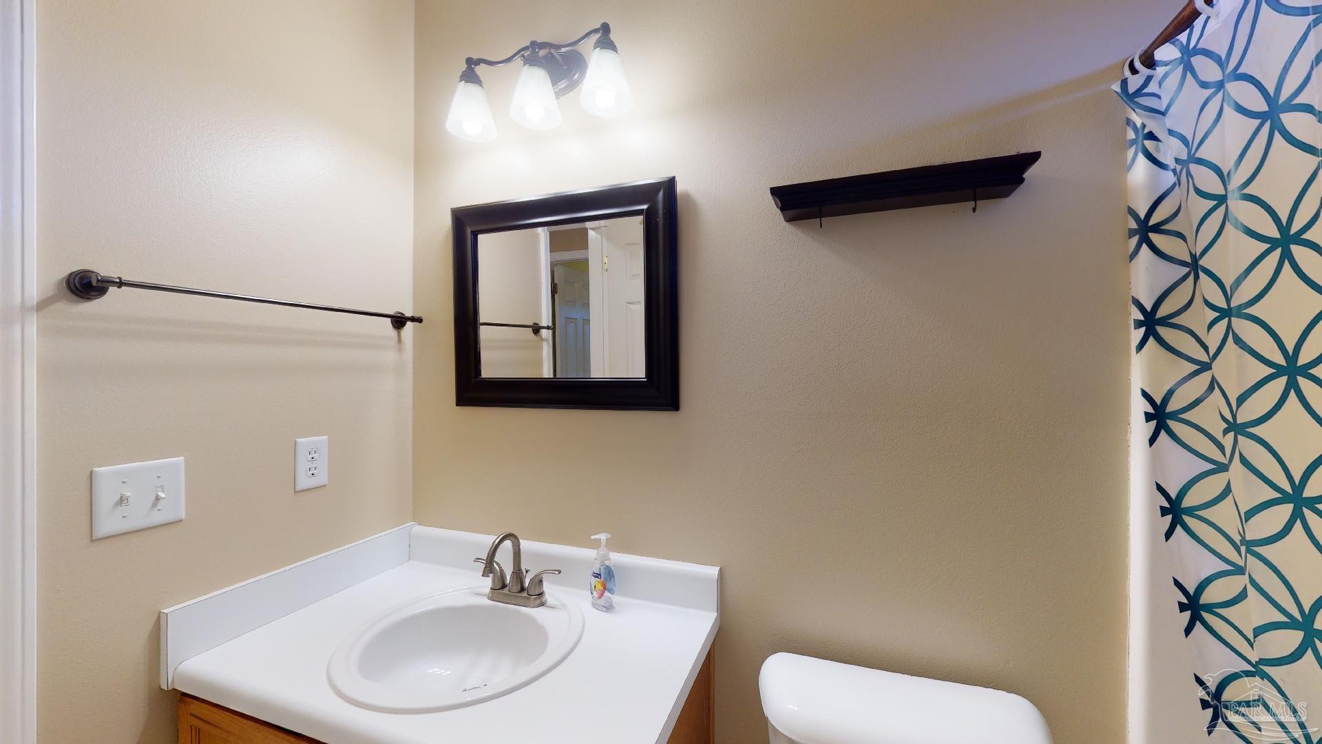 144 Gunwale Road Pensacola, FL 32507 - Photo 29 of 40