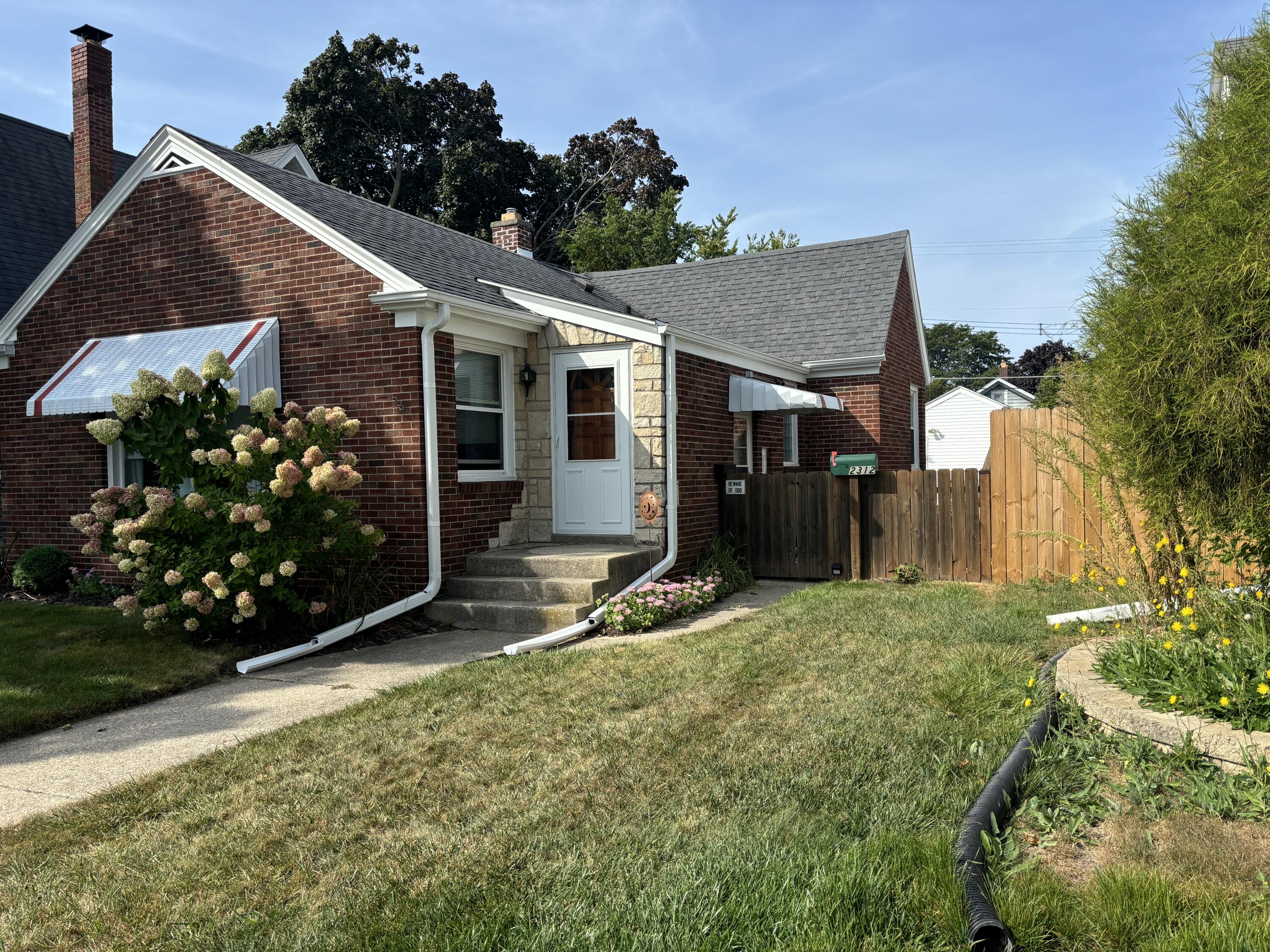 2312 Erie Street Racine, WI 53402 - Photo 1 of 1 IMG_1069