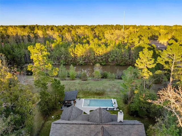 an outdoor view of a house having yard