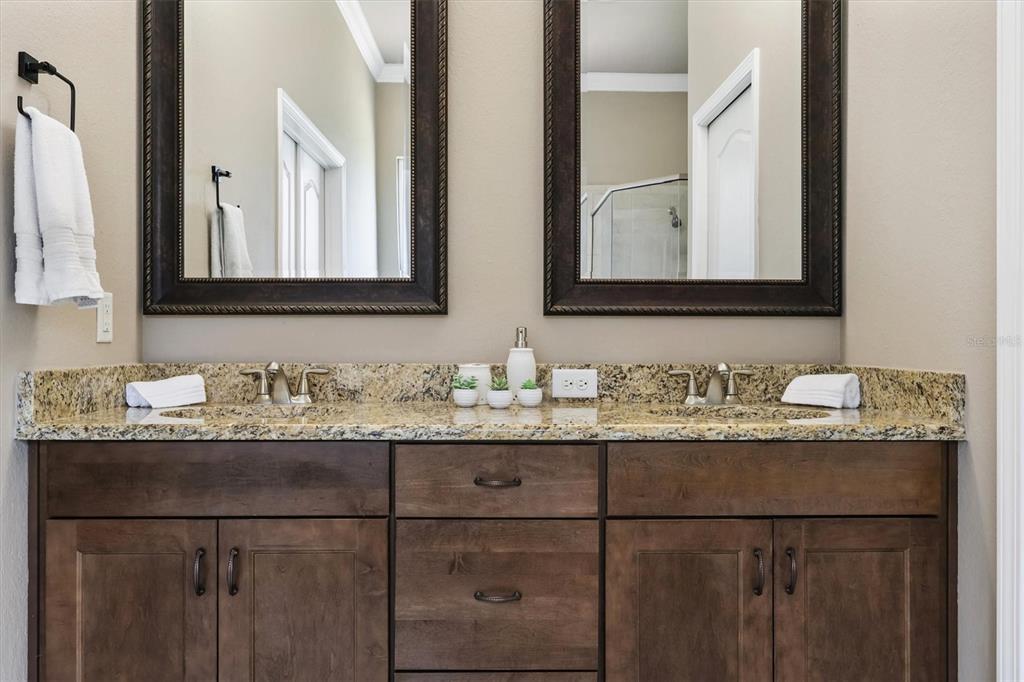 11869 Southwest 28th Avenue Gainesville, FL 32608 - Photo 13 of 31