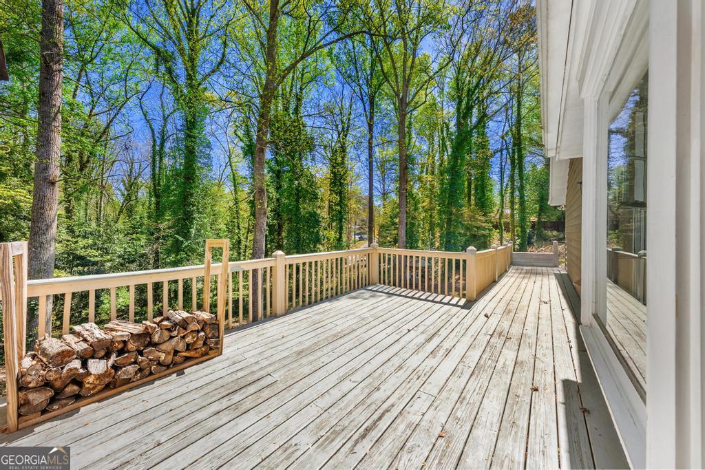 73 Ridgeview Heights Toccoa, GA 30577 - Photo 34 of 41 a view of balcony with wooden floor and fence