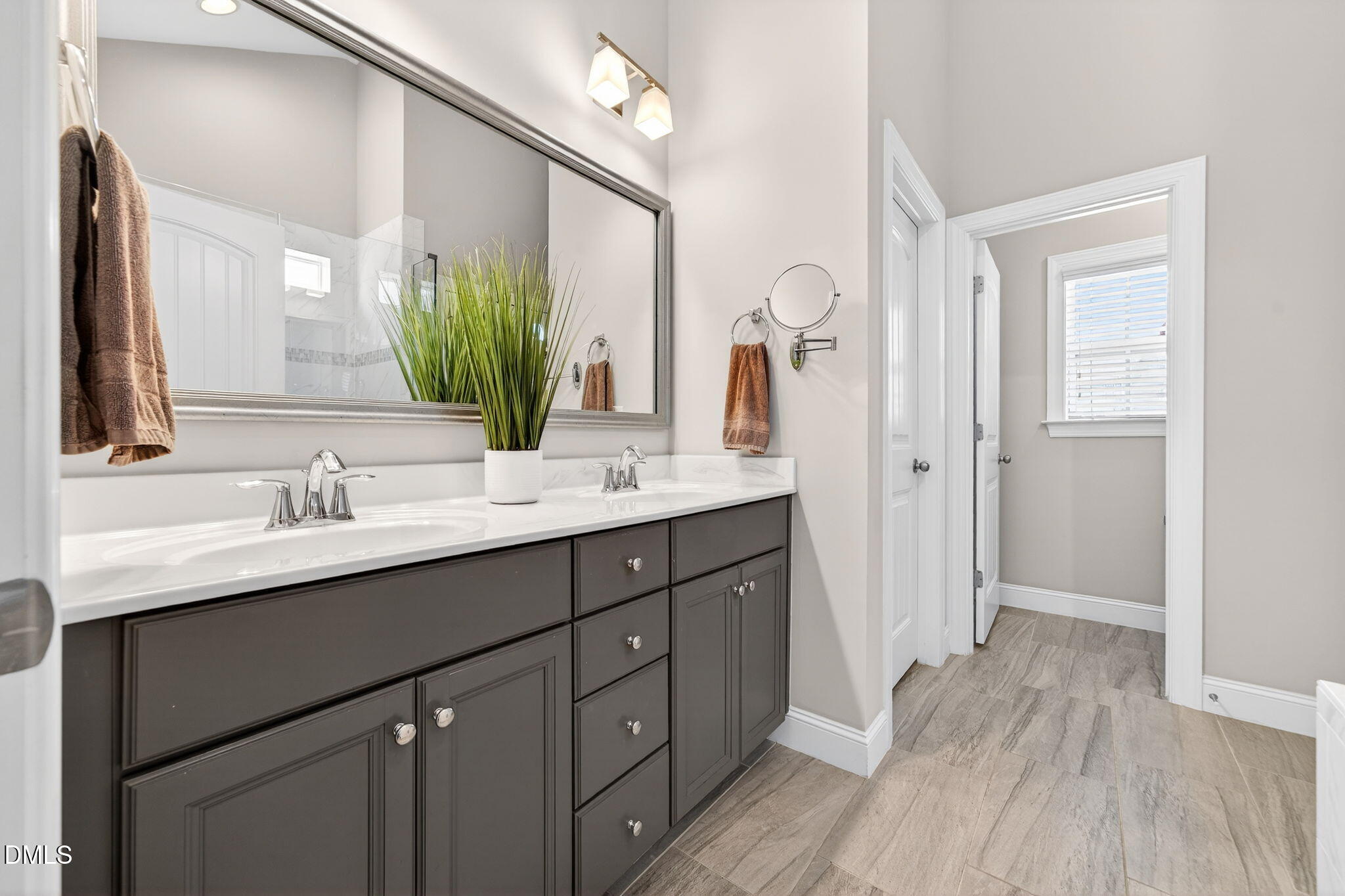 1538 Baxter Ridge Court Apex, NC 27502 - Photo 16 of 46 47-web-or-mls-1538 Baxter Ridge-32