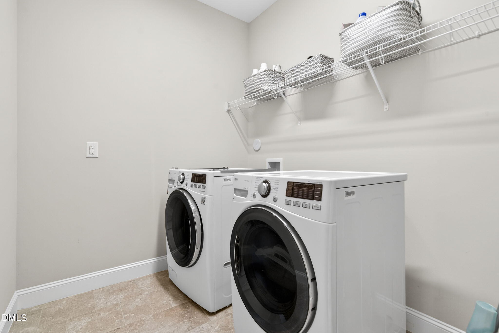 1538 Baxter Ridge Court Apex, NC 27502 - Photo 19 of 46 51-web-or-mls-1538 Baxter Ridge-36