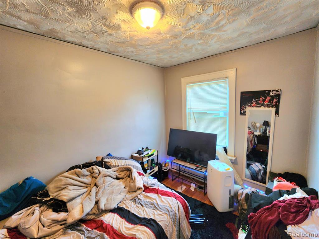 20117 Santa Rosa Drive Detroit, MI 48221 - Photo 16 of 28