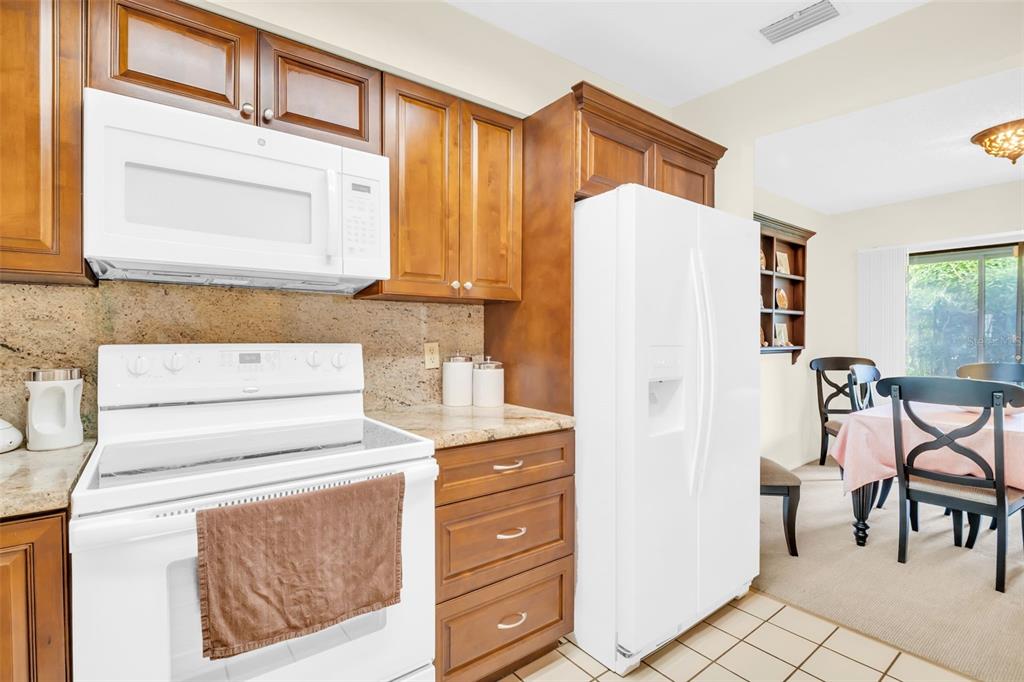 2749 Countryside Boulevard, Unit 28 Clearwater, FL 33761 - Photo 14 of 34