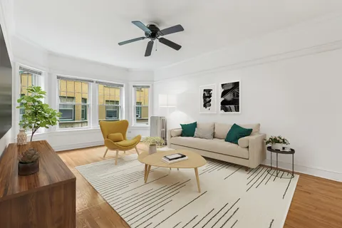 $189,900 | 5511 North Winthrop Avenue, Unit 1W, Chicago, IL 60640