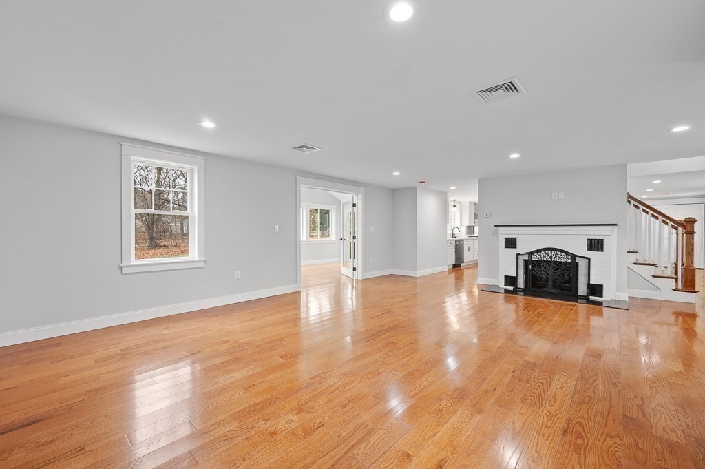 14 Wilder Road Shrewsbury, MA 01545 - Photo 9 of 42 Gallery Image 9