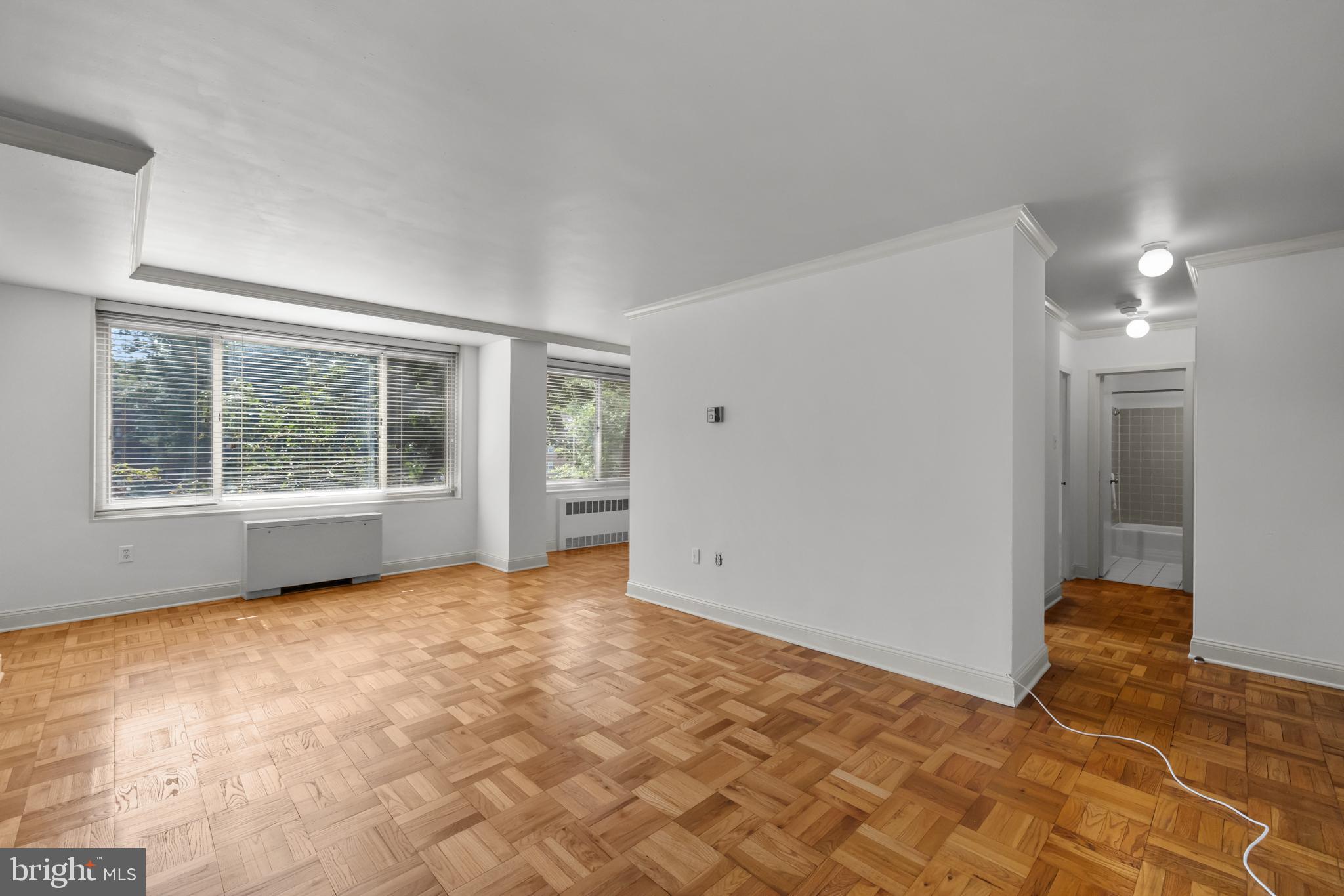 4000 Tunlaw Road Northwest, Unit 220 Washington, DC 20007 - Photo 11 of 33 a view of an empty room with a window