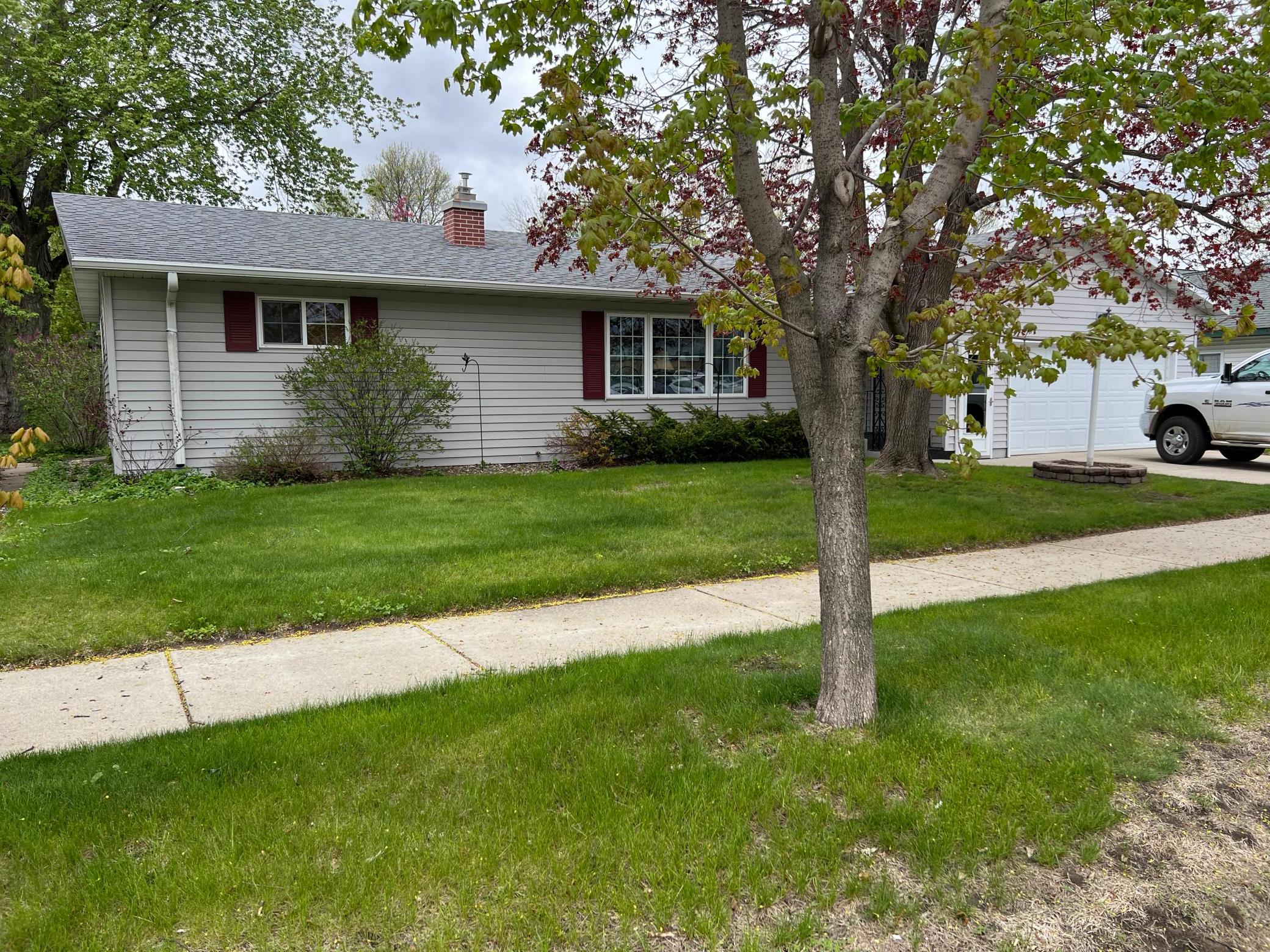 407 1st Street Southwest Wadena, MN 56482 - Photo 5 of 46
