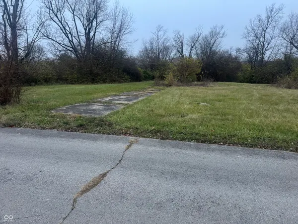 $10,000 | 925 North Central Avenue, Muncie, IN 47303