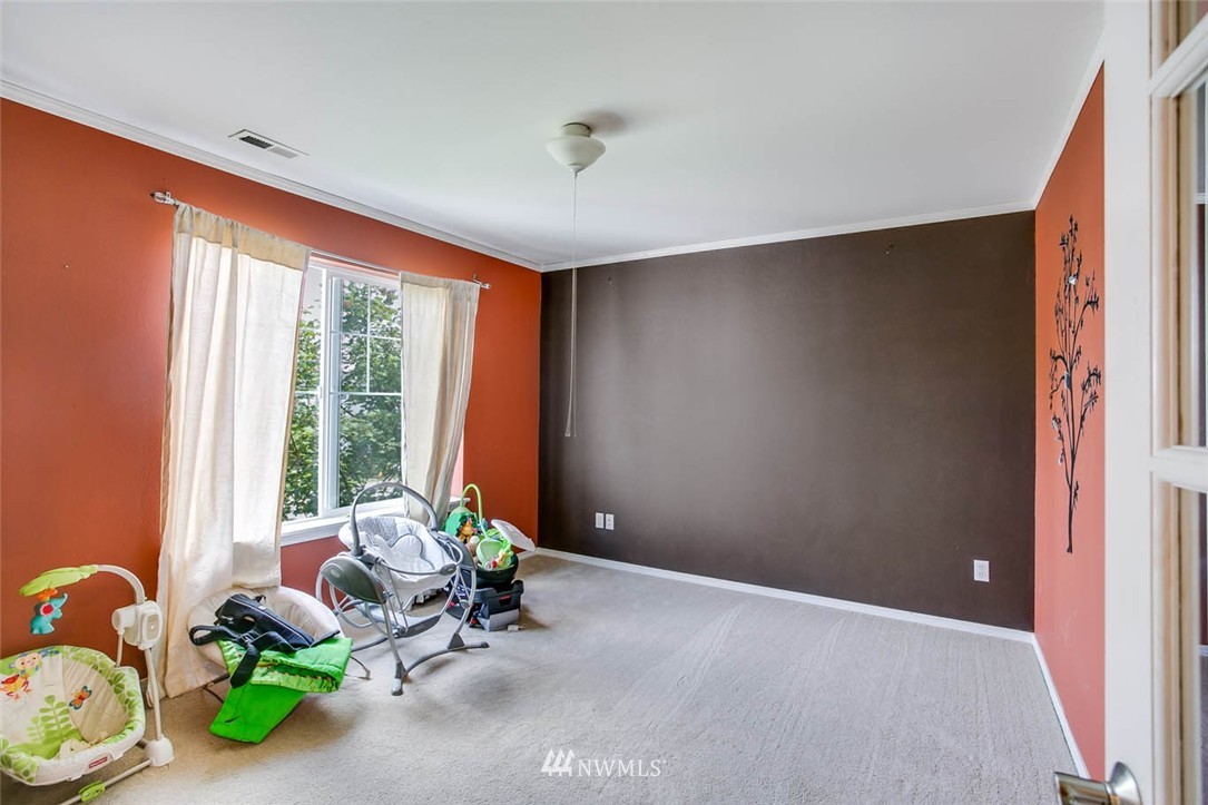 15412 35th Drive Southeast Bothell, WA 98012 - Photo 11 of 21 Gallery Image 11