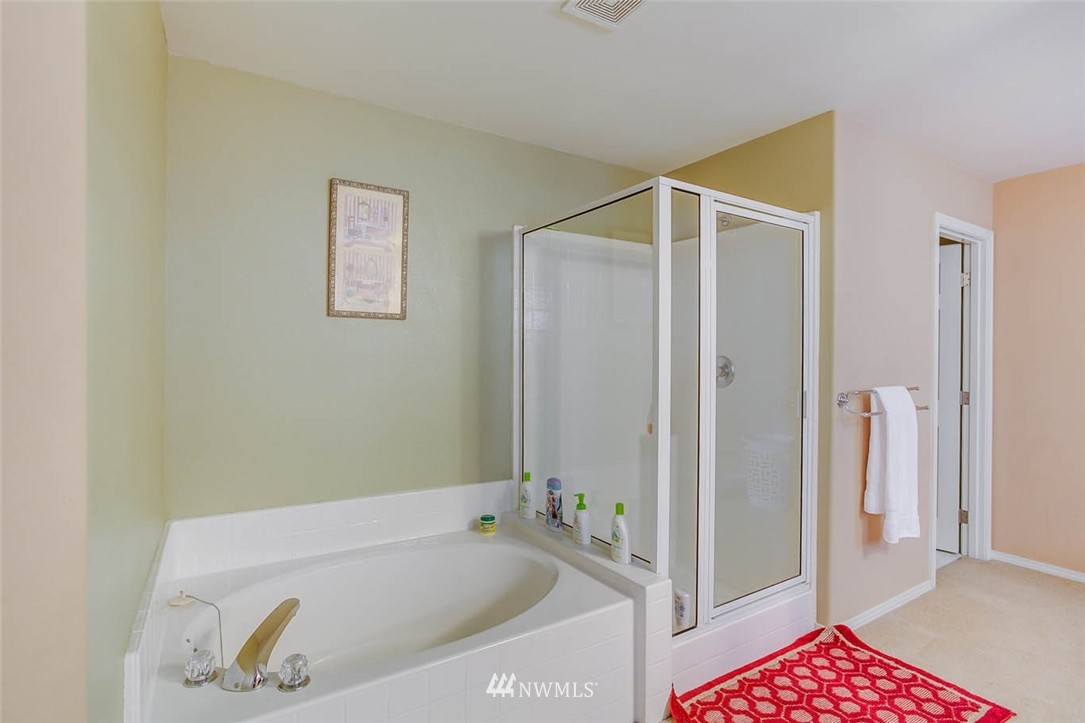 15412 35th Drive Southeast Bothell, WA 98012 - Photo 14 of 21 Gallery Image 14