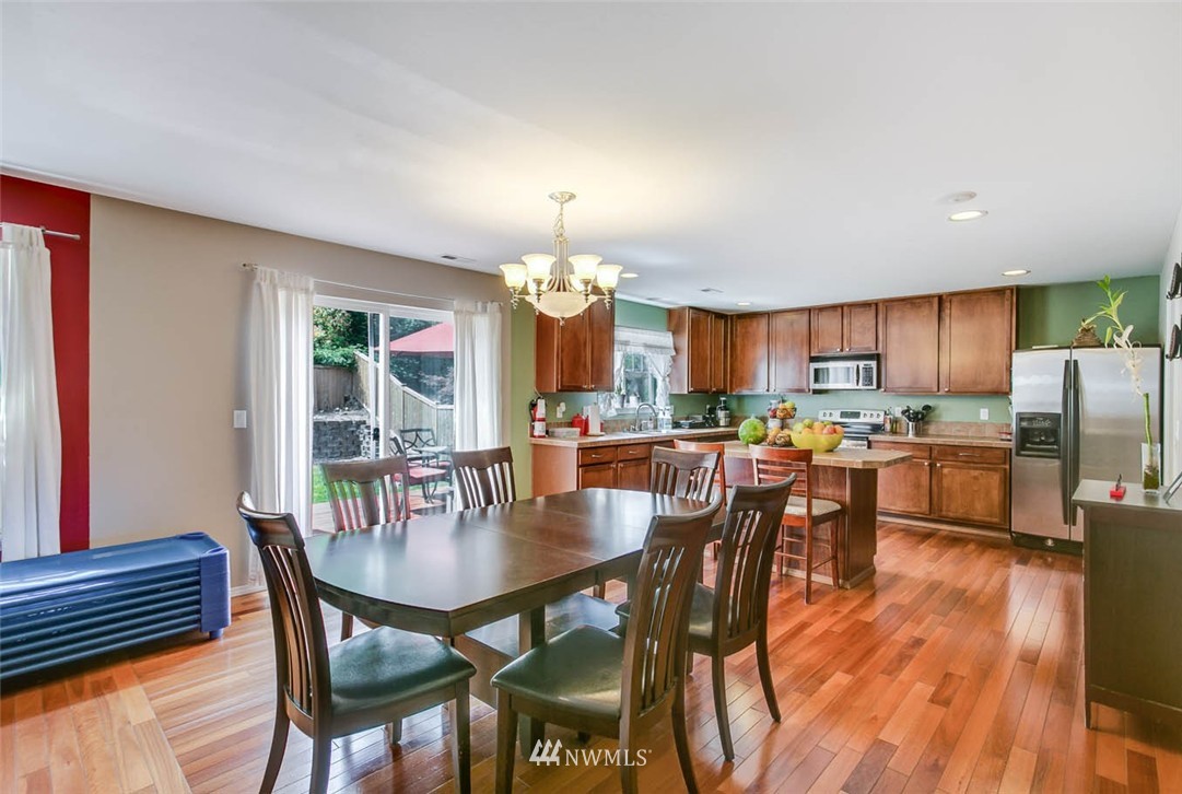 15412 35th Drive Southeast Bothell, WA 98012 - Photo 4 of 21 Gallery Image 4