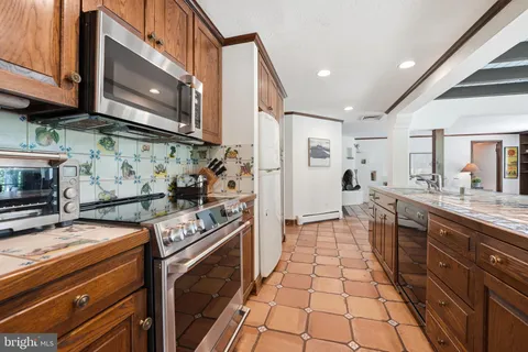 $1,650,000 | 127 Hesketh Street, Chevy Chase, MD 20815