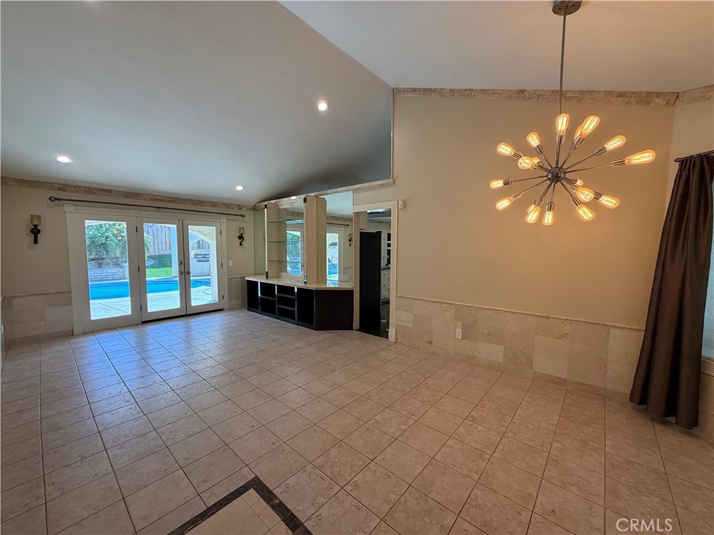 11296 Heathcliff Drive Riverside, CA 92505 - Photo 3 of 27