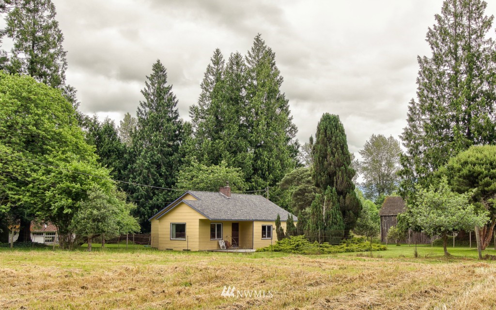 17668 Colony Road Bow, WA 98232 - Photo 1 of 15 Gallery Image 1