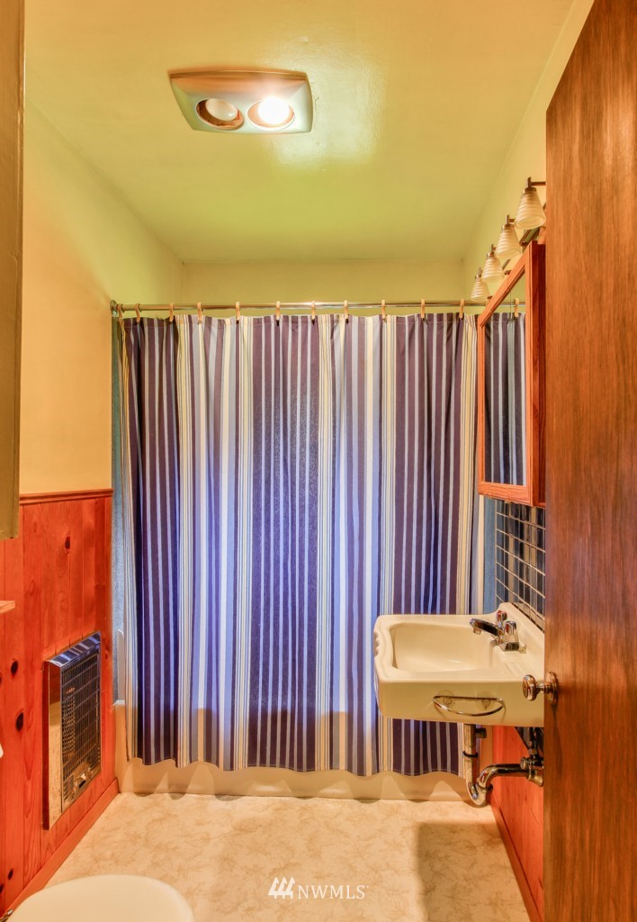 17668 Colony Road Bow, WA 98232 - Photo 12 of 15 Gallery Image 12