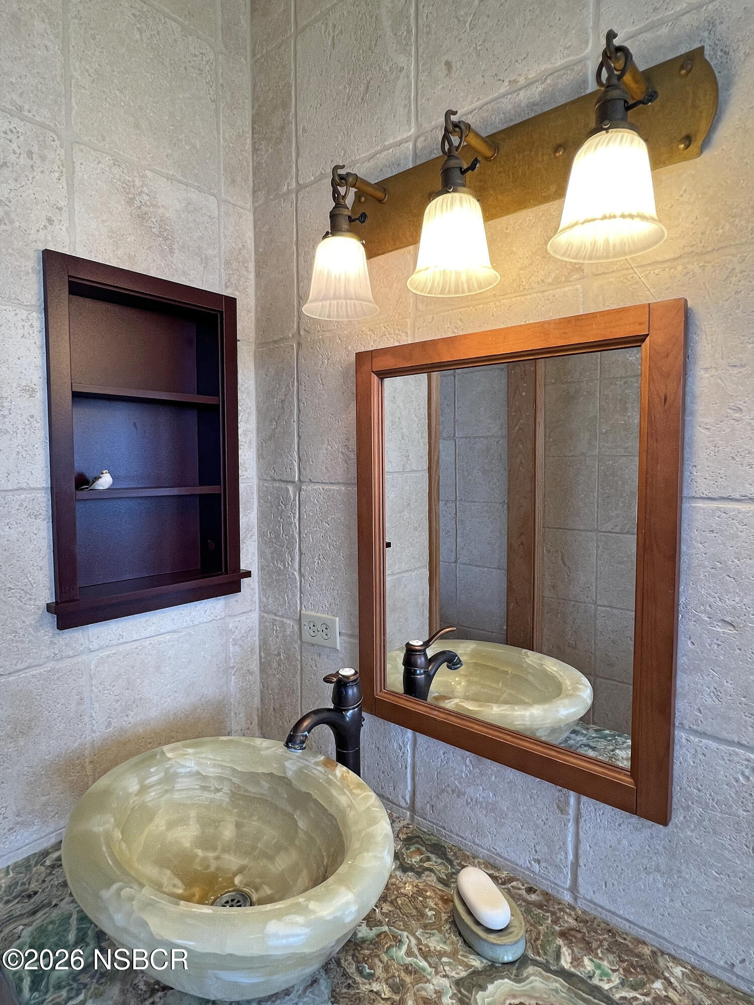 3300 Catalina Road Lompoc, CA 93436 - Photo 20 of 41 Primary Bath
