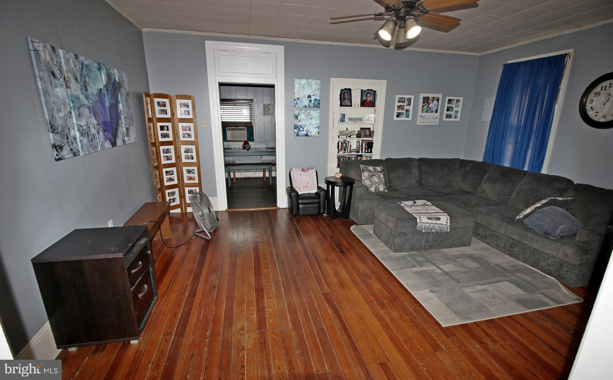 359 North Broad Street Lititz, PA 17543 - Photo 5 of 38