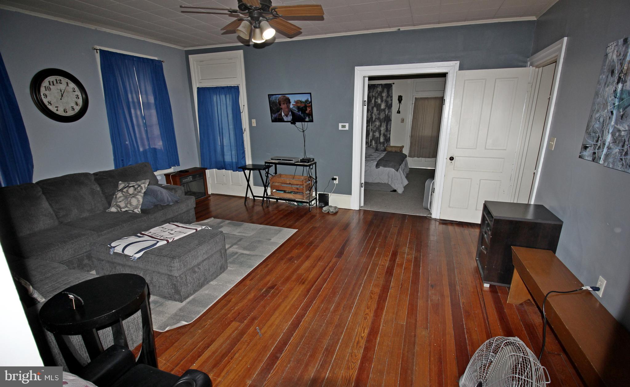 359 North Broad Street Lititz, PA 17543 - Photo 7 of 38