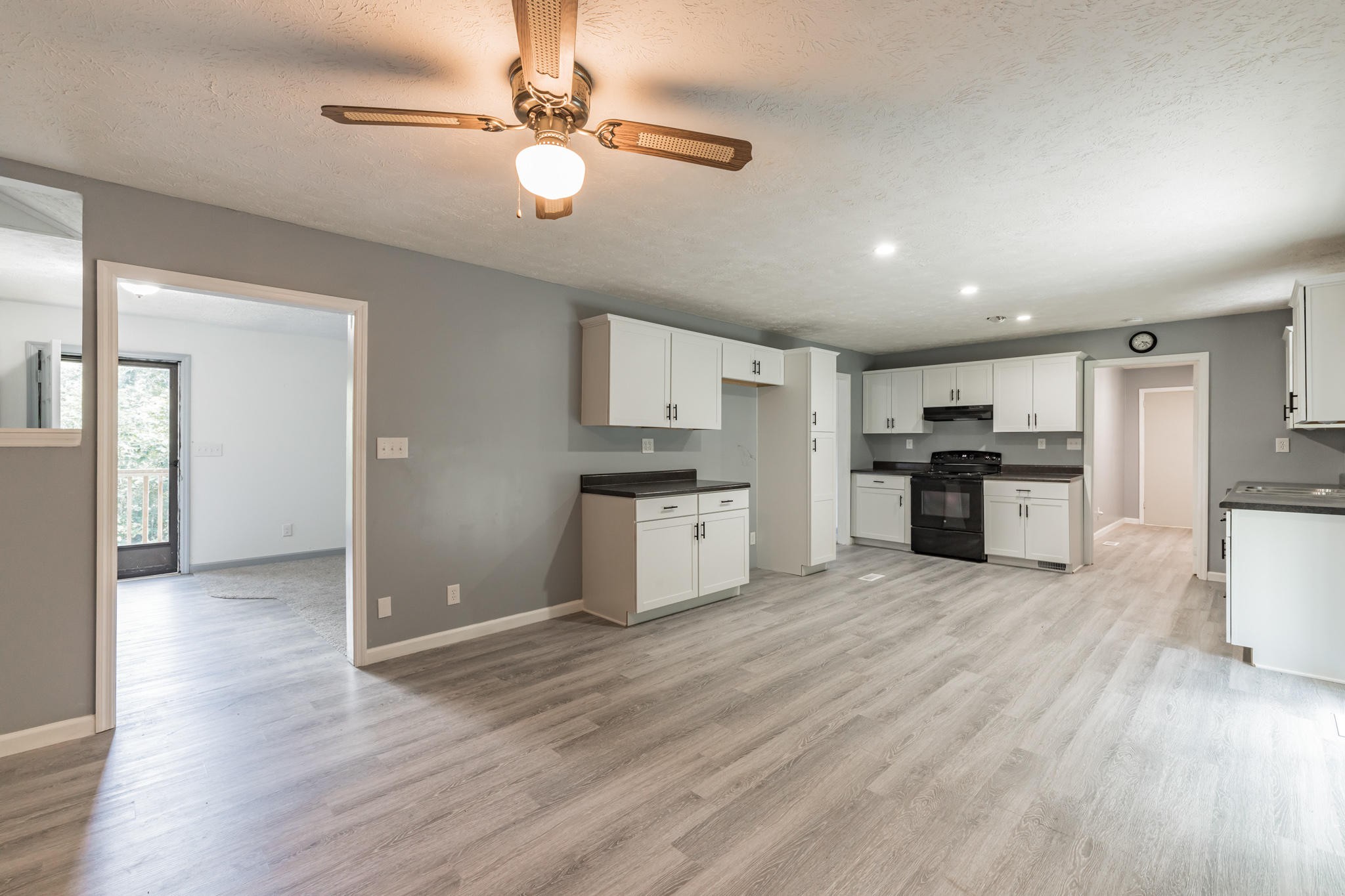 5788 Hickory Valley Road Heiskell, TN 37754 - Photo 9 of 22