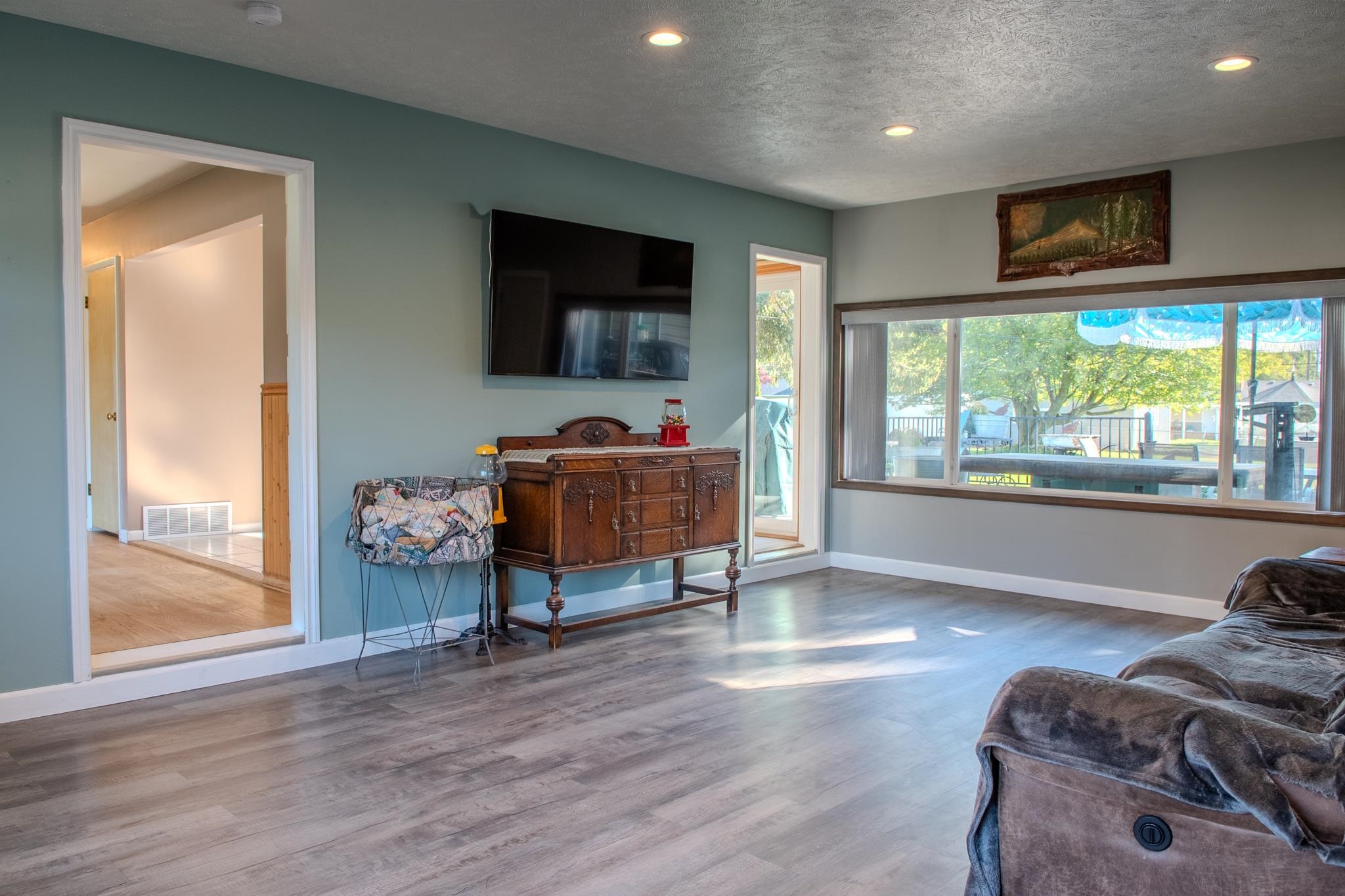2319 South Sunrise Road Spokane Valley, WA 99206 - Photo 9 of 35 Gallery Image 9