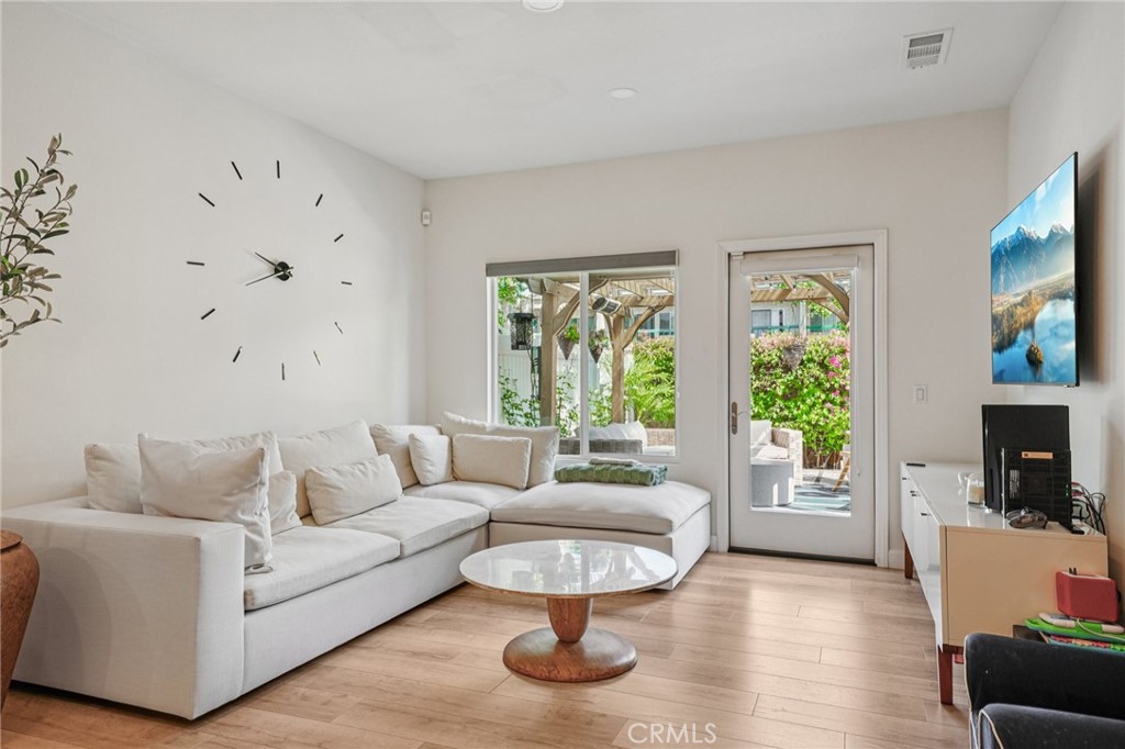 7827 Marbil Lane Riverside, CA 92504 - Photo 11 of 41