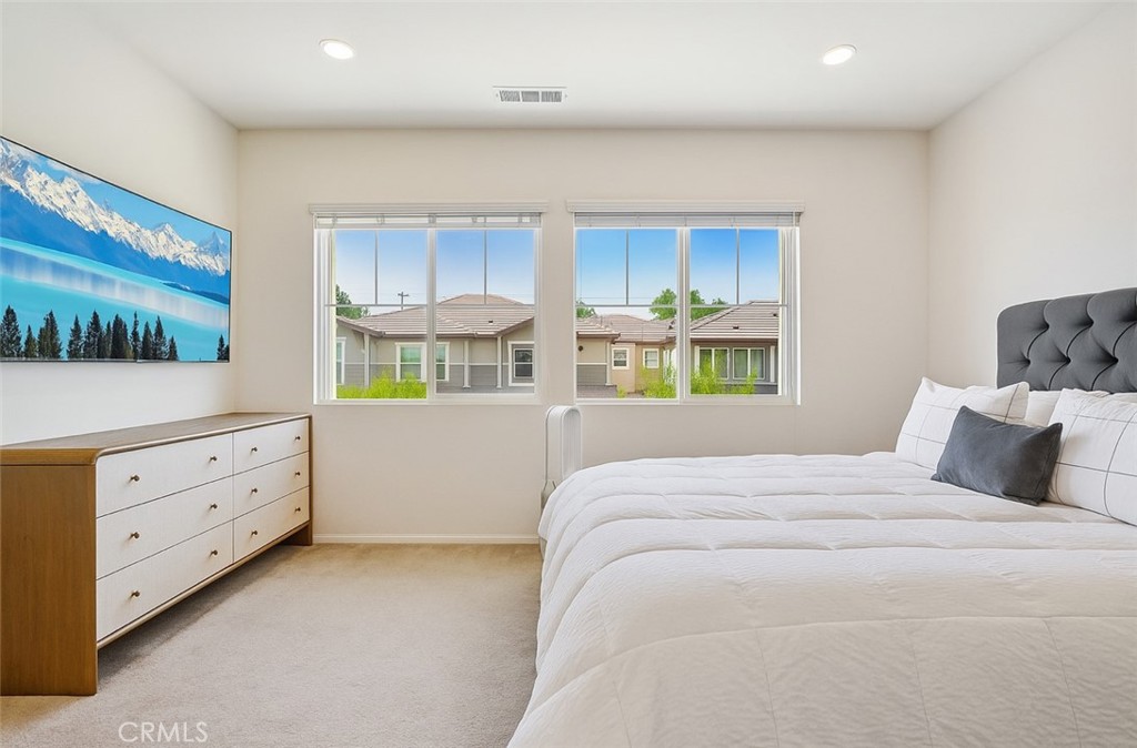 7827 Marbil Lane Riverside, CA 92504 - Photo 17 of 41 Primary Bedroom