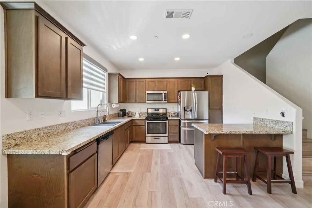 7827 Marbil Lane Riverside, CA 92504 - Photo 5 of 41