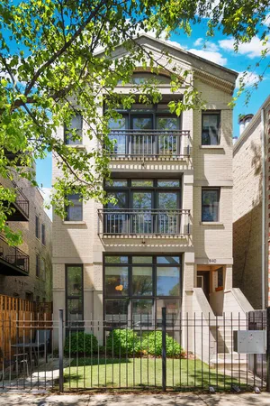 $4,200 | 840 North Wood Street, Unit 2, Chicago, IL 60622