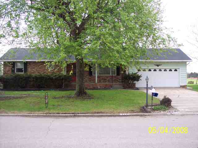 312 Poplar Street Canton, IL 61520 - Photo 1 of 5 Gallery Image 1