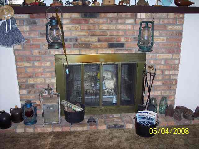 312 Poplar Street Canton, IL 61520 - Photo 3 of 5 Gallery Image 3