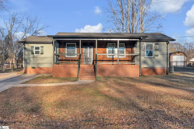 $275,000 | 8 East Sable Court, Greenville, SC 29617