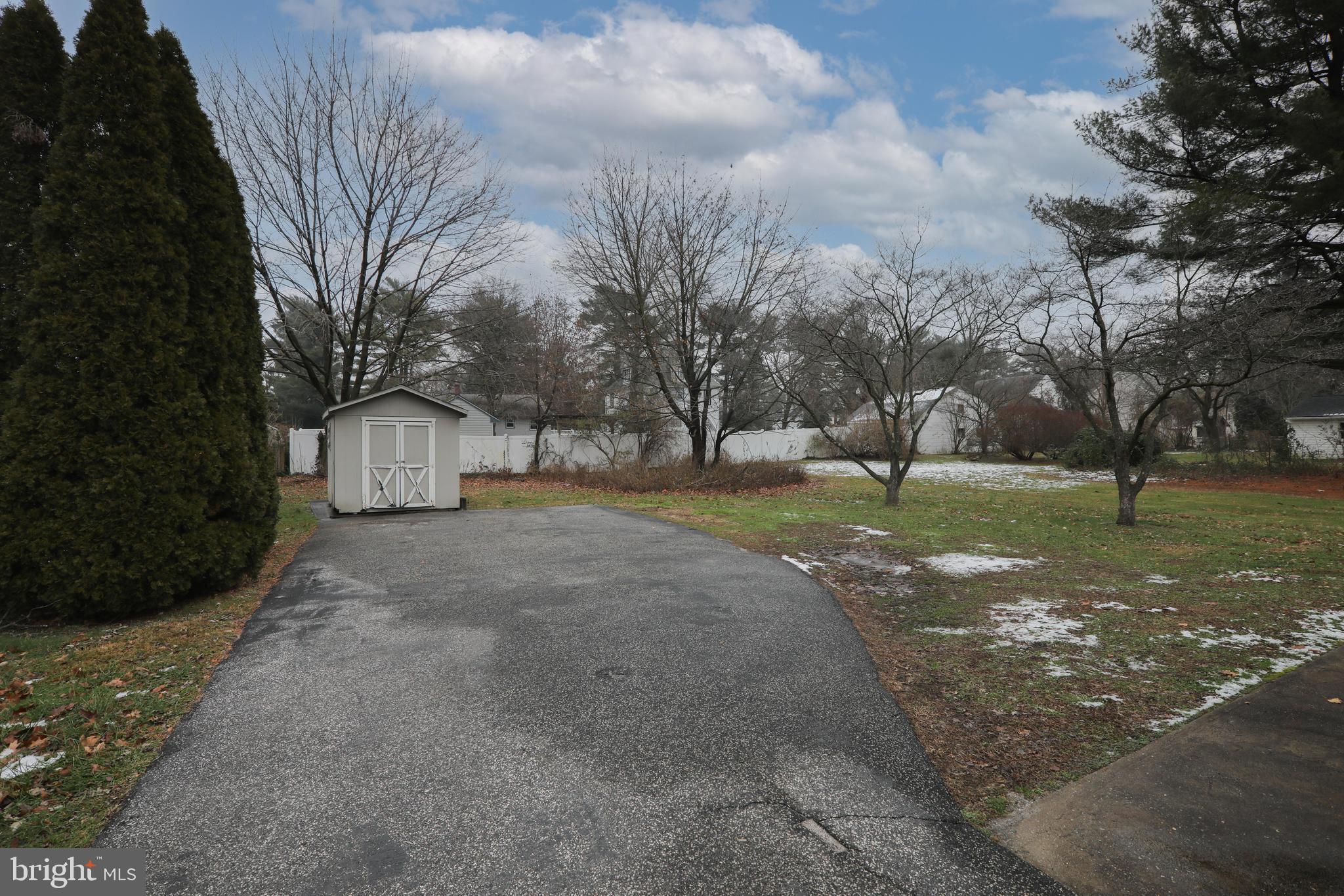 315 Dickinson Road Glassboro, NJ 08028 - Photo 5 of 31 Gallery Image 5