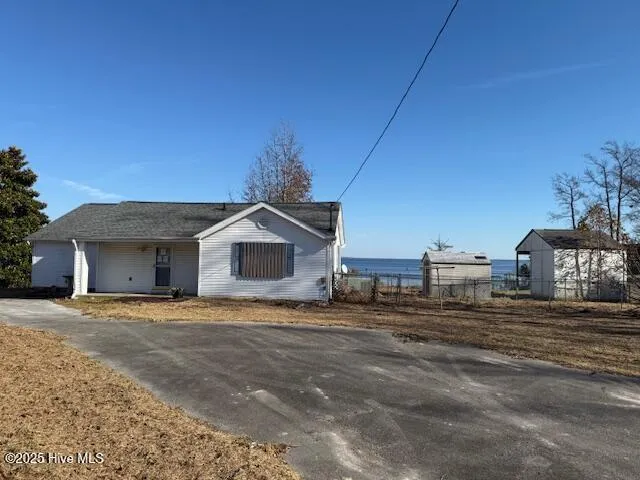 $360,000 | 913 Stately Pines Road, New Bern, NC 28560