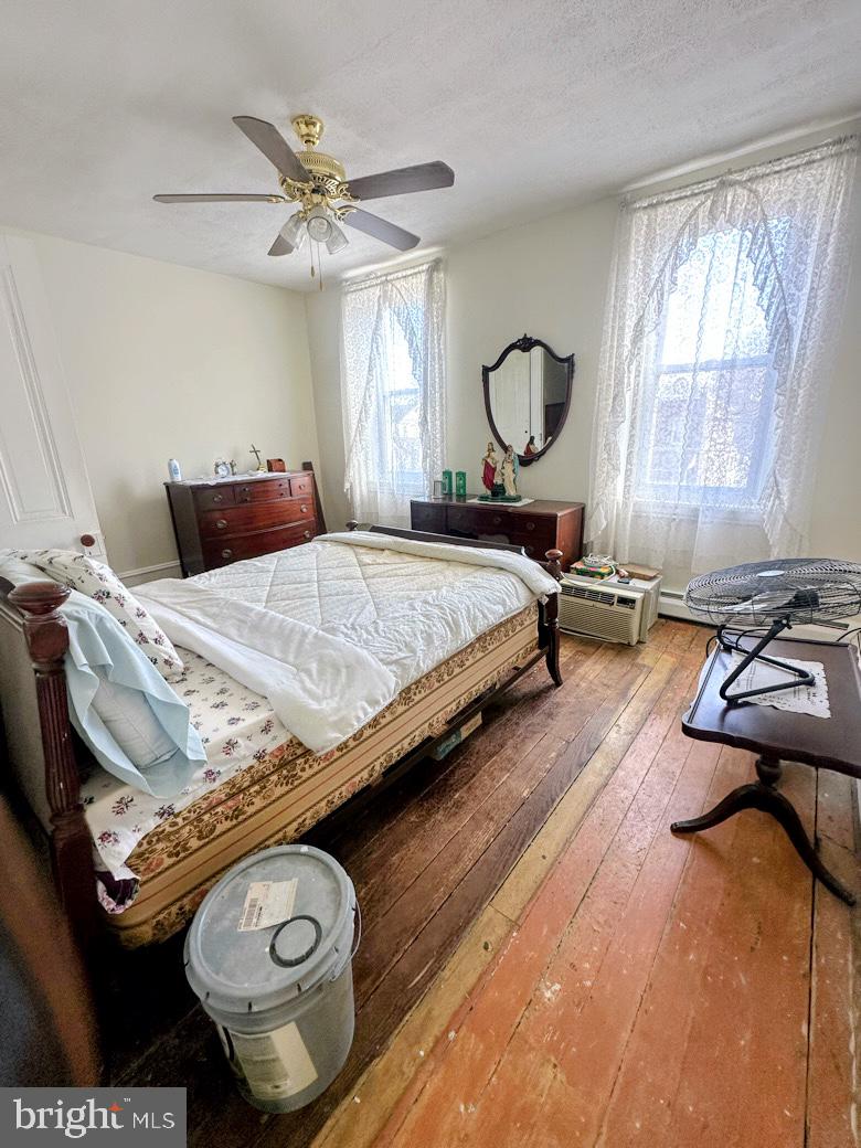 48 East 22nd Street Chester, PA 19013 - Photo 13 of 16