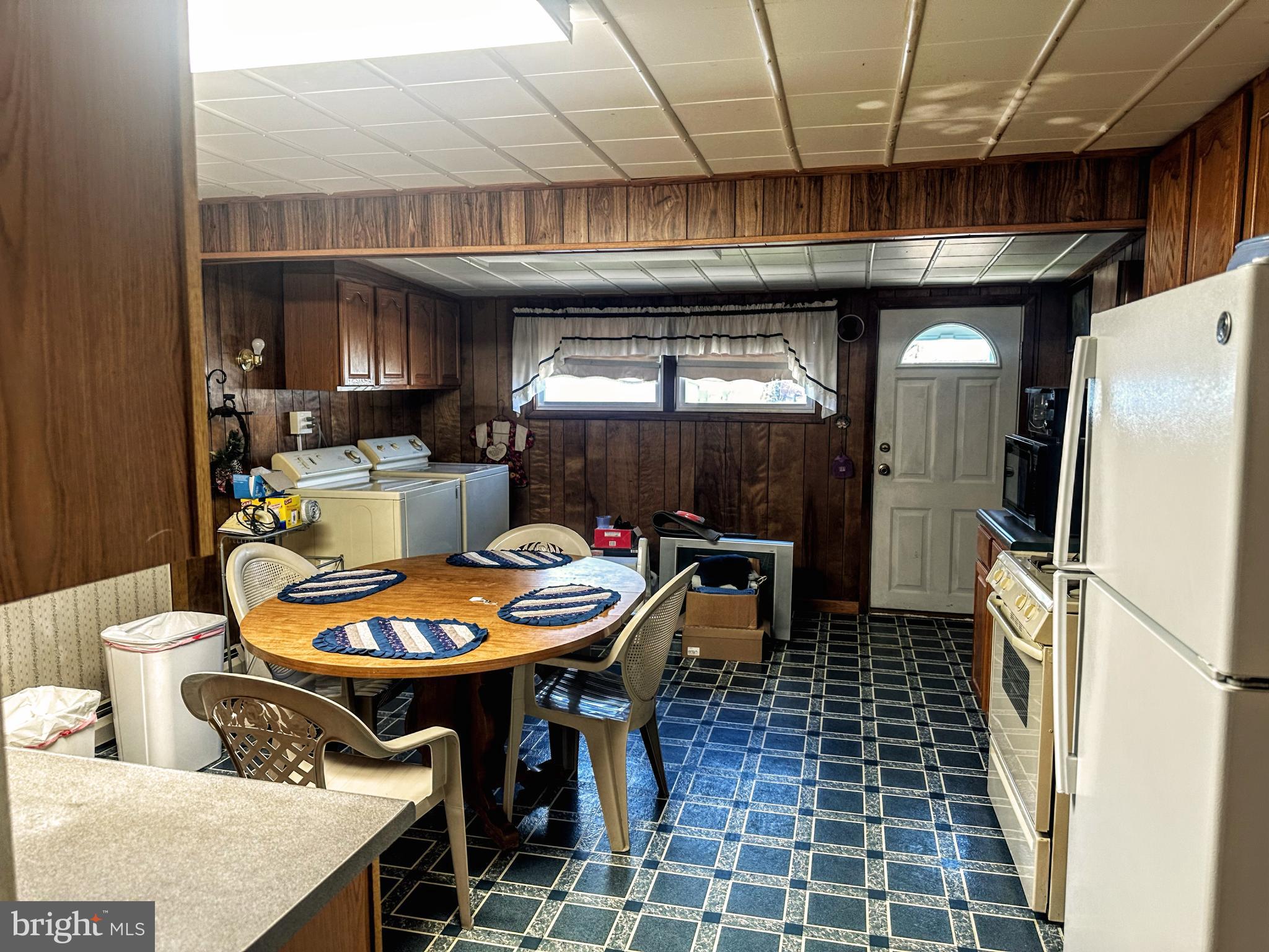 48 East 22nd Street Chester, PA 19013 - Photo 6 of 15