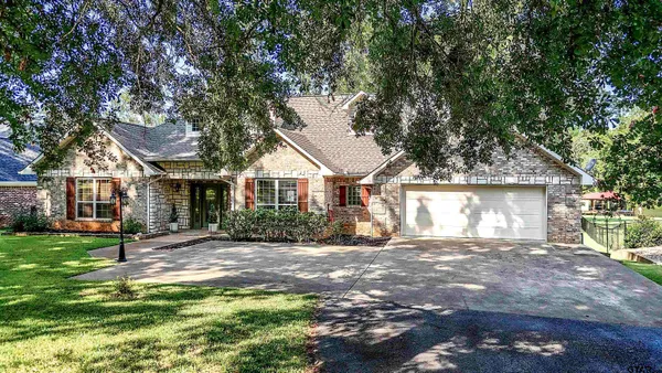 $680,000 | 701 County Road 3608, Bullard, TX 75757