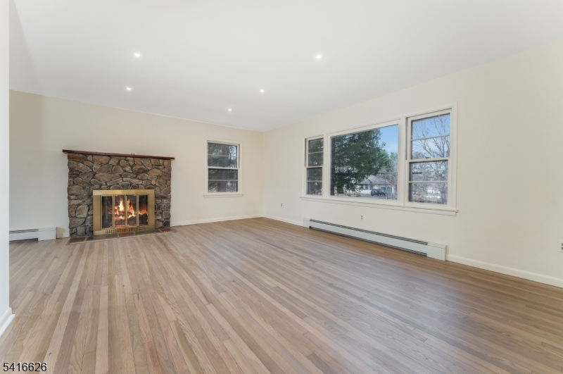 49 Valley Road Hampton, NJ 08827 - Photo 5 of 27