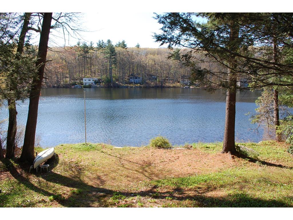 29 Emerson Road Windham, NH 03087 - Photo 4 of 12
