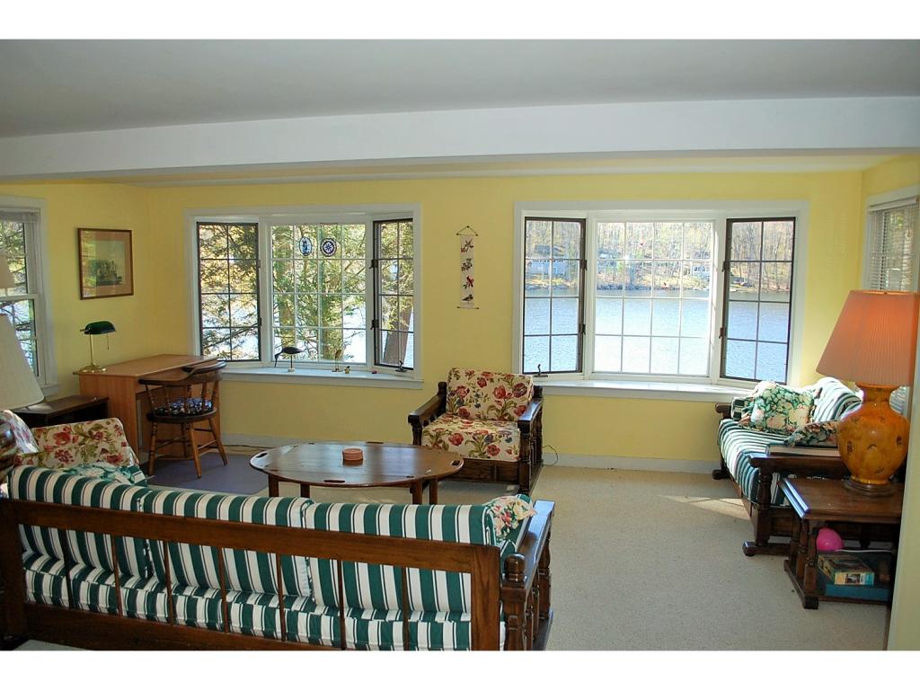 29 Emerson Road Windham, NH 03087 - Photo 7 of 12