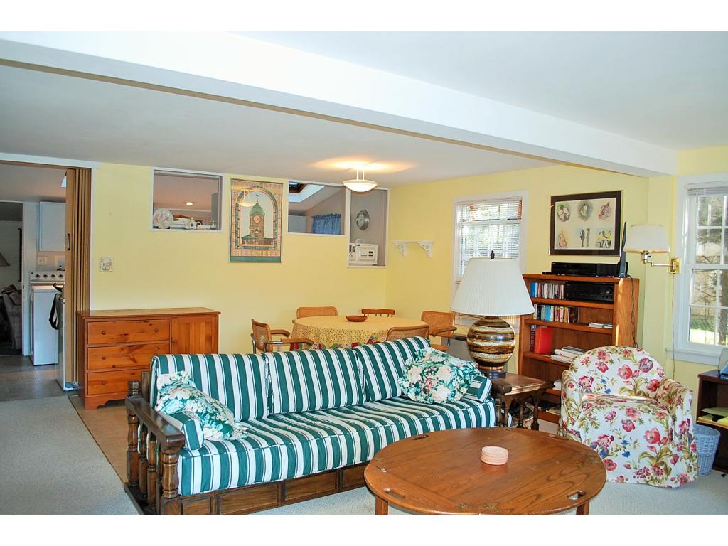 29 Emerson Road Windham, NH 03087 - Photo 10 of 12