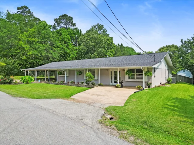 $285,000 | 4420 Shady Lane, Huntsville, TX 77320