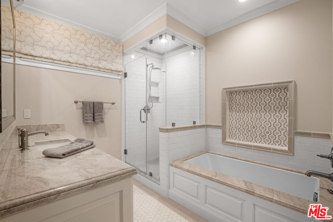 3690 Crownridge Drive Sherman Oaks, CA 91403 - Photo 35 of 55