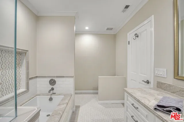 $12,995 | 3690 Crownridge Drive, Sherman Oaks, CA 91403