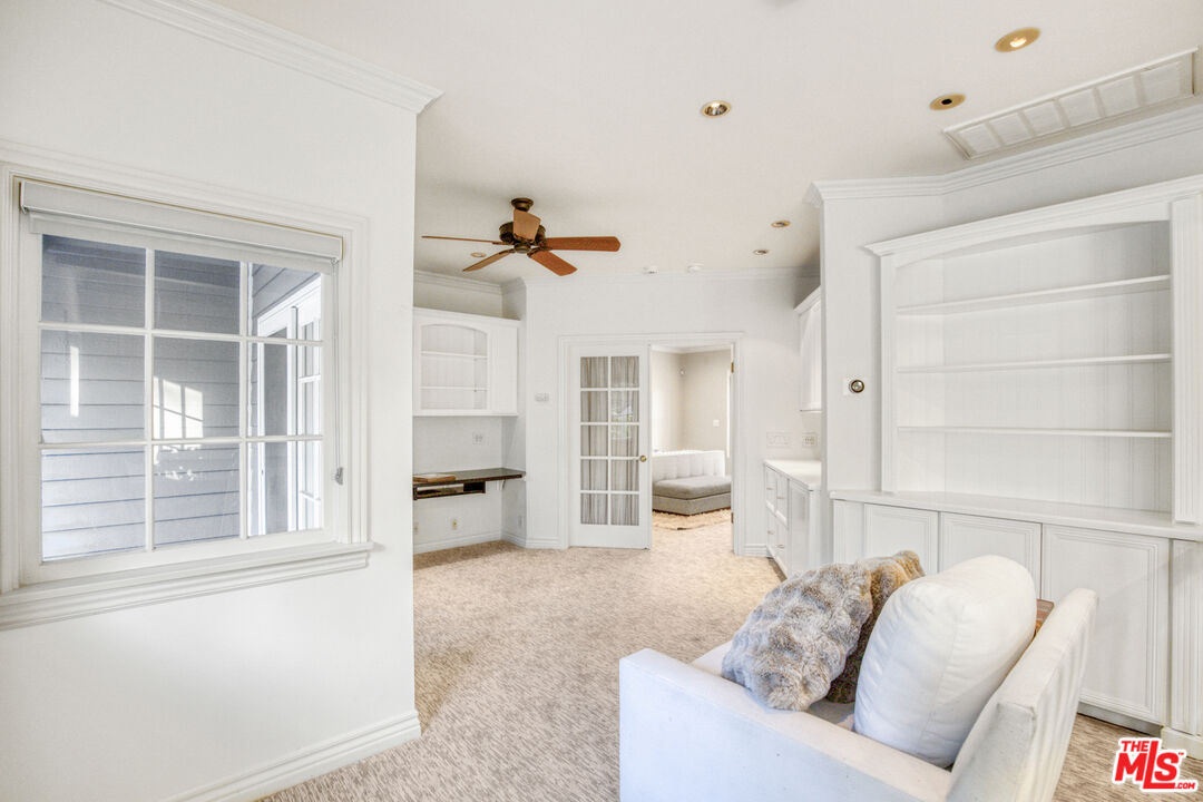 3690 Crownridge Drive Sherman Oaks, CA 91403 - Photo 37 of 55