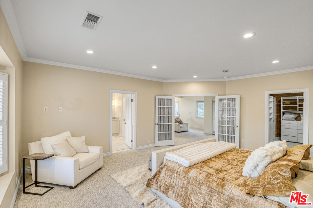 3690 Crownridge Drive Sherman Oaks, CA 91403 - Photo 39 of 55