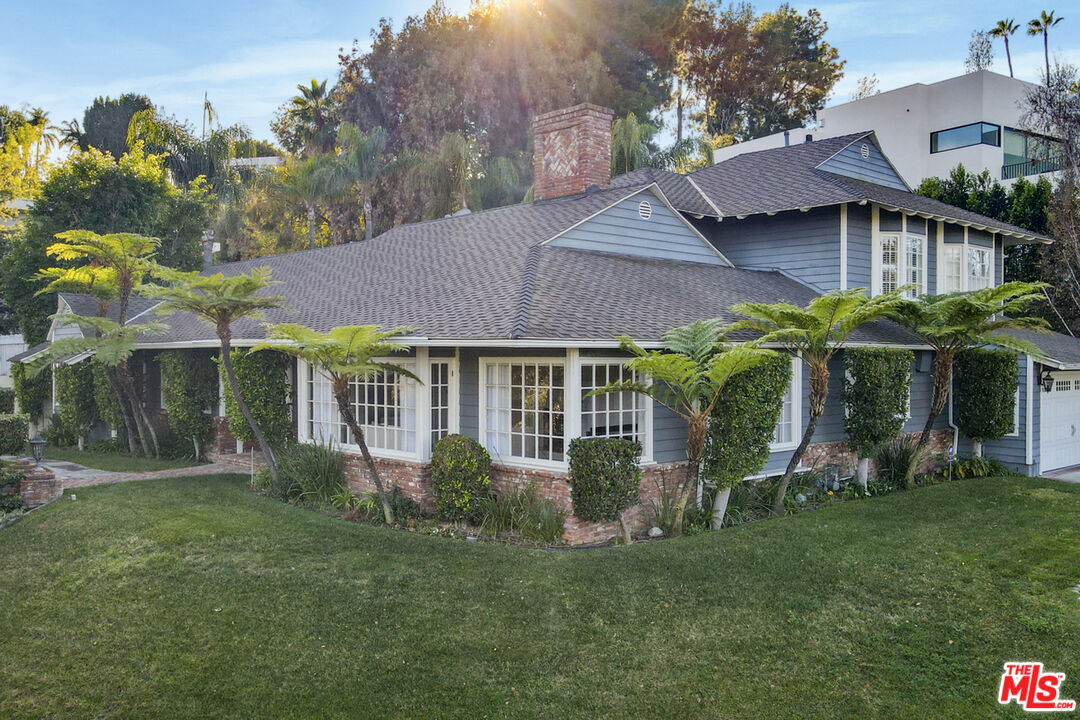 3690 Crownridge Drive Sherman Oaks, CA 91403 - Photo 47 of 55