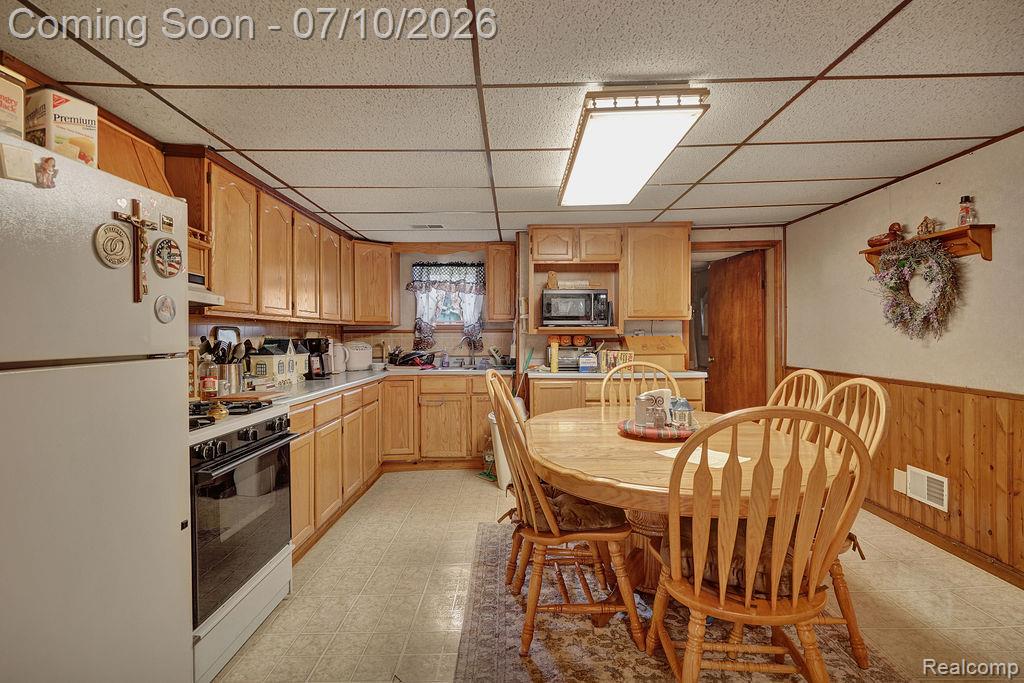261 Fitz Road Goodells, MI 48027 - Photo 11 of 41 DSC09208.jpg